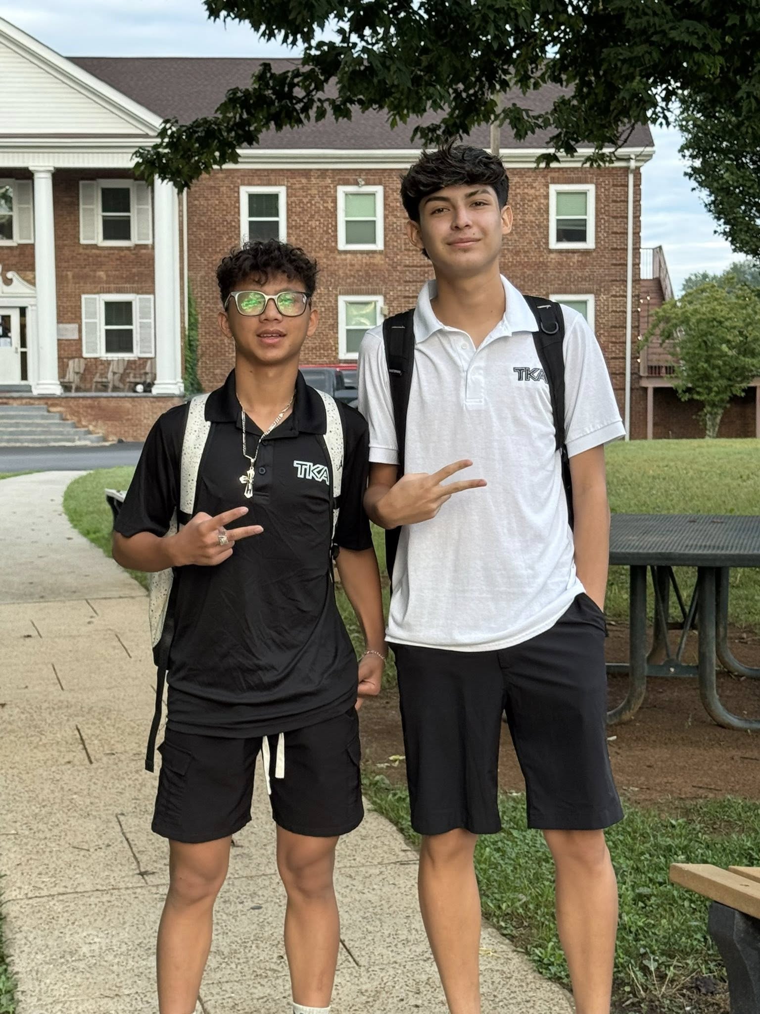 528372236_10230920873507686_5598828558709704218_n