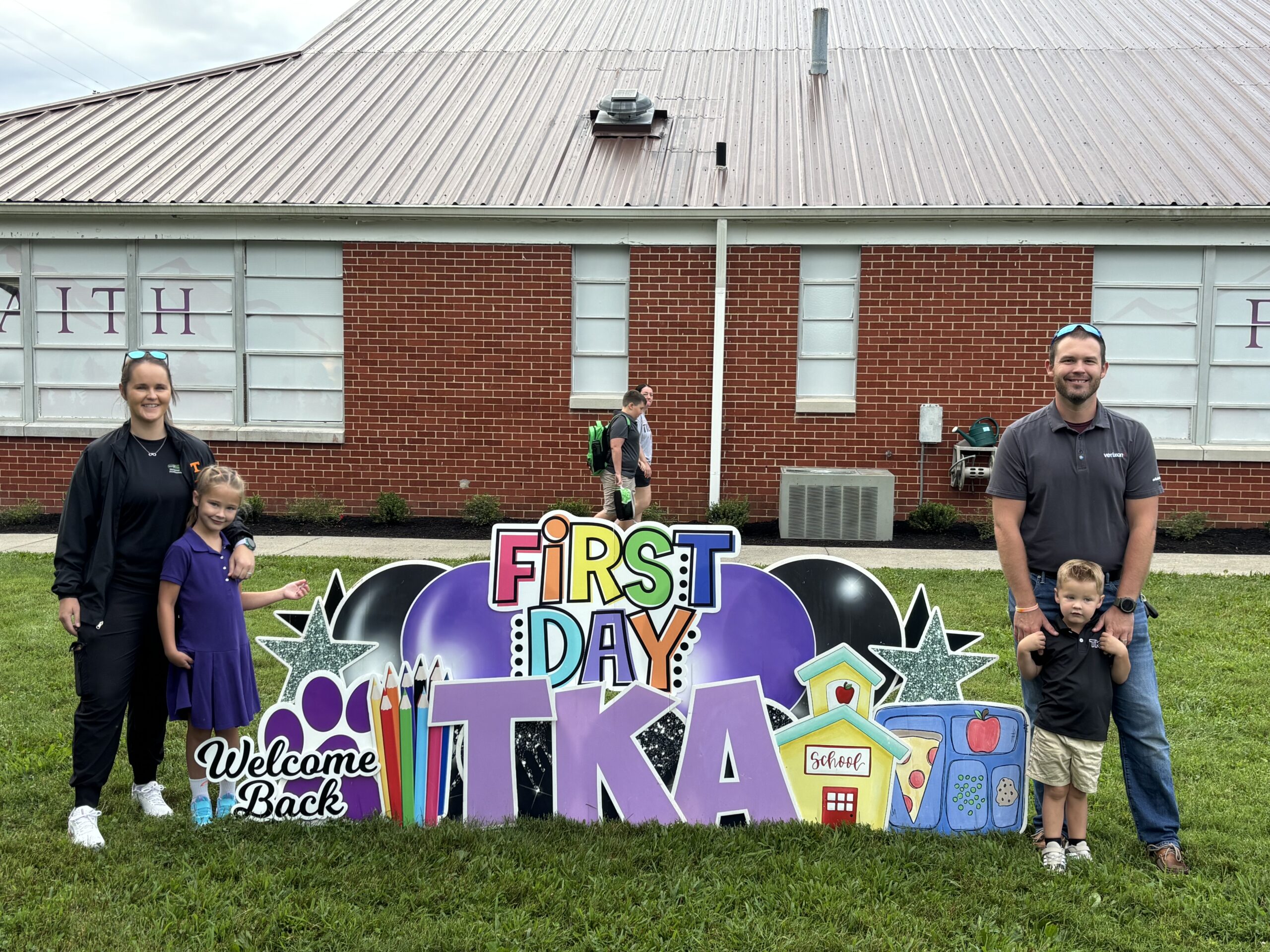 David and Jennie Lamon with their children, Ryleigh and Reid